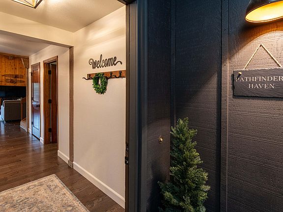 4th image of 17579 Pathfinder Ln #6