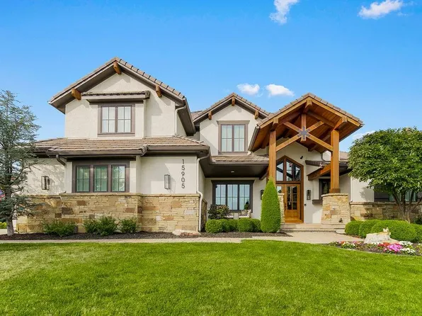 15905 Bond St, Overland Park, KS 66221