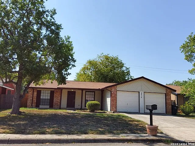 3 bed, 2.0 bath, 1197 sqft, $1,400 — Photo 1