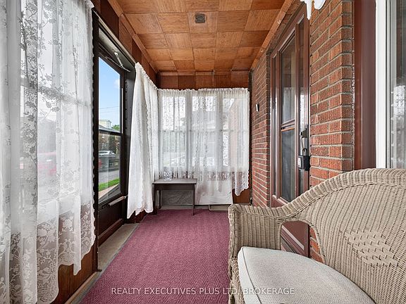 5th image of 5179 Huron St
