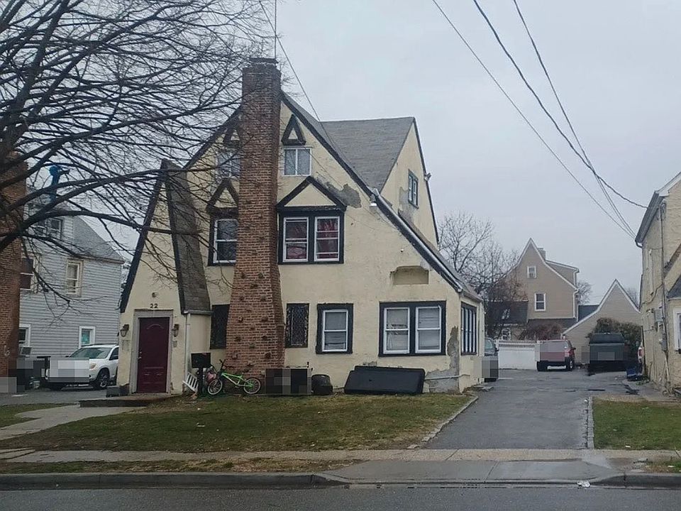 1st image of 22 Cornwall Ln
