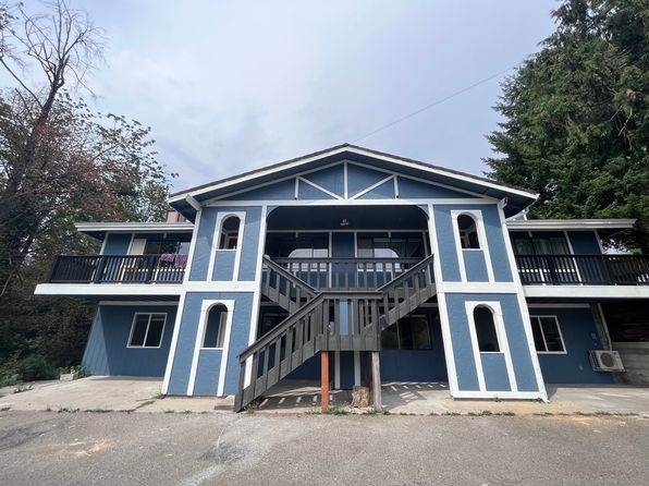 307 Summit Ave N #D