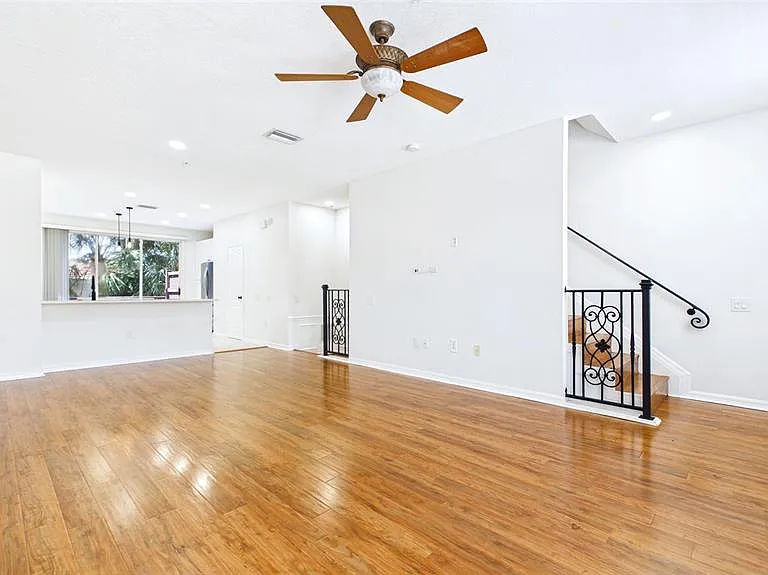 3175 Bayshore Oaks Dr — Photo 16