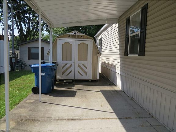 3rd image of 168 Honey Ave