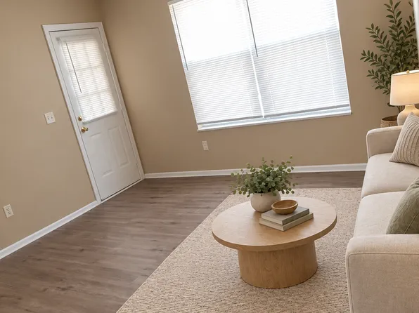 Devling Place Apartments, 3622 NE Chouteau Trafficway #3602-A, Kansas City, MO 64117