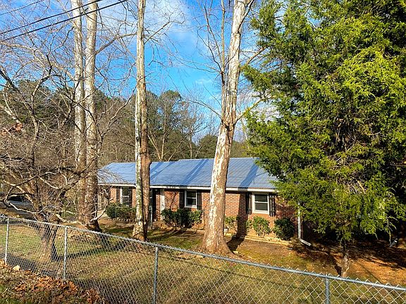 3rd image of 23 Shady Ln