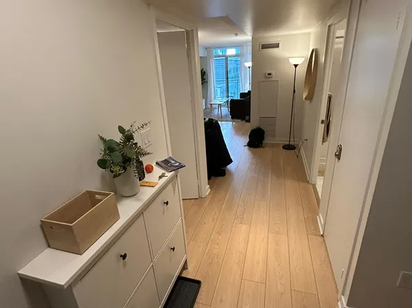 151 Dan Leckie Way #706, Toronto, ON M5V 4B2