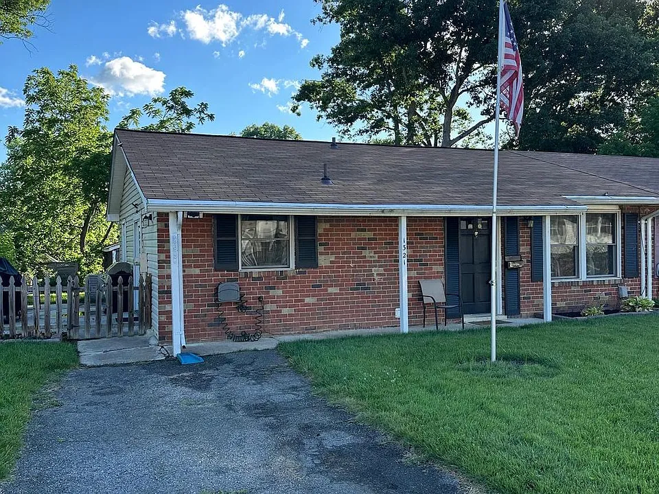 1321 Greyswood Rd