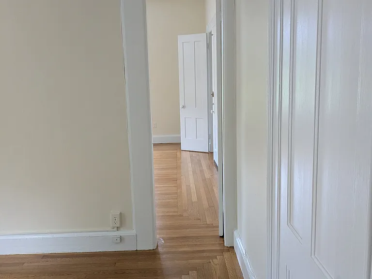 88 Harrison St — Photo 15