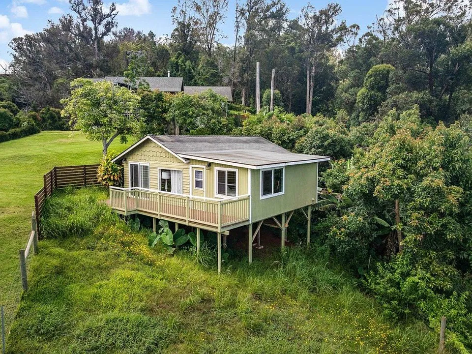 25 Lumahai Pl