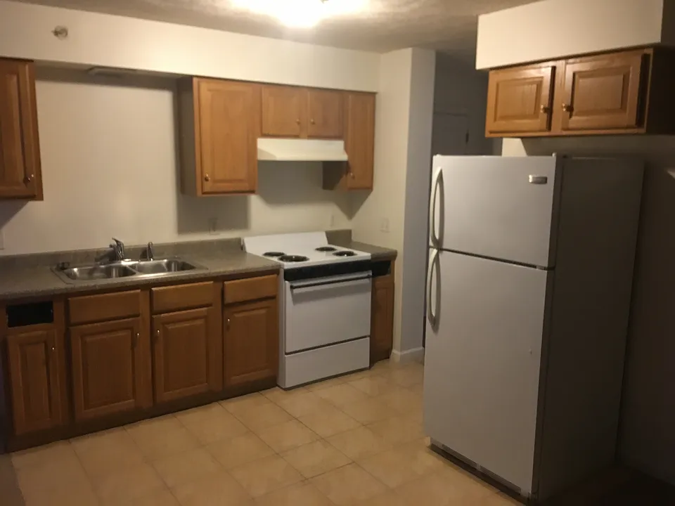 34 Barmann Ave #B3