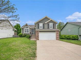 10106 N Lewis Ave, Kansas City, MO 64157
