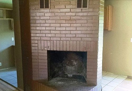 4th image of 327 Blackhawk Ave