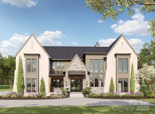 626 Shelton St, Charlotte, NC 28270