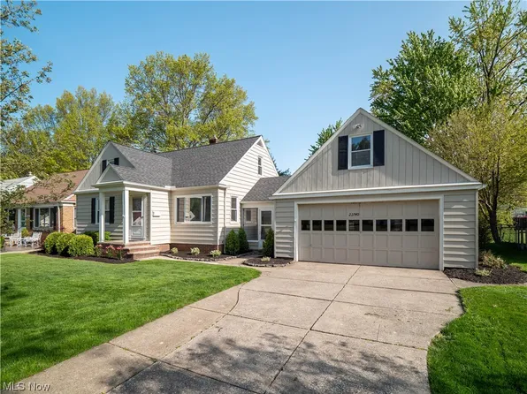 22740 Westwood Rd, Cleveland, OH 44126