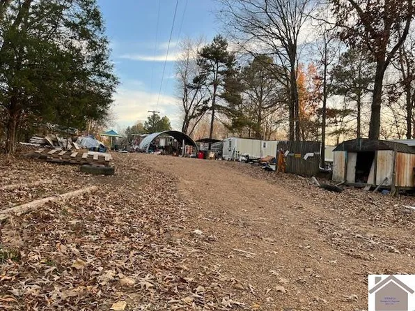 215 Washburn Rd, Benton, KY 42025