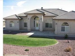 6775 Foley Rd, Oak Hills, CA 92344