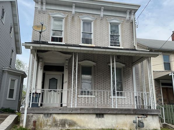 29 2nd St UNIT 2R