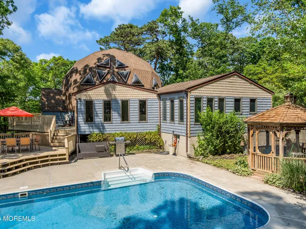 174 Lake Avenue, Island Heights, NJ 08732