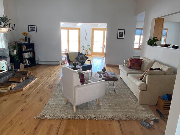 4th image of 24 Eastep Ln