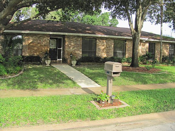 2nd image of 3145 Demaret Dr