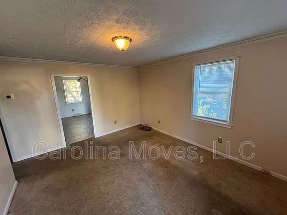 2nd image of 117 Wardview Ave
