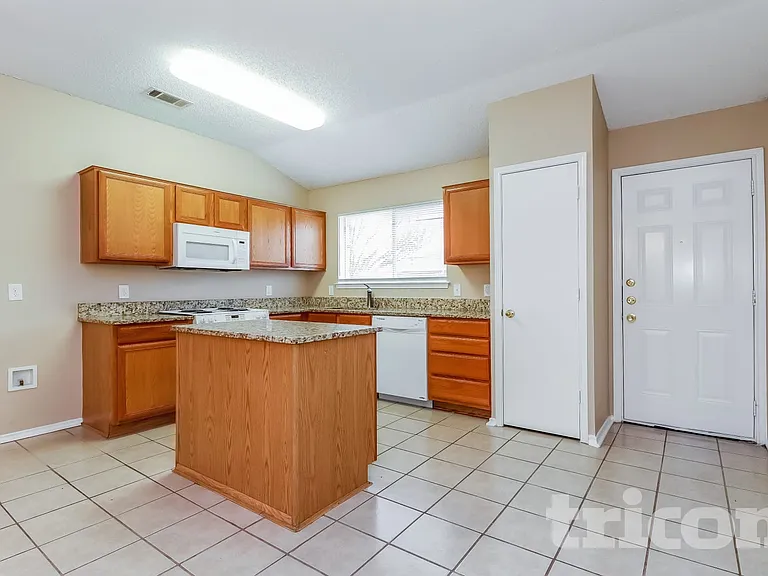 6410 Juliette Run — Photo 5