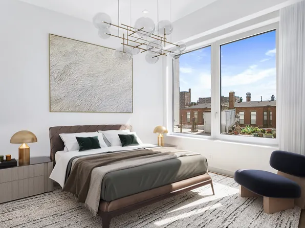 32 East 1st Street 5E image 2 of 13