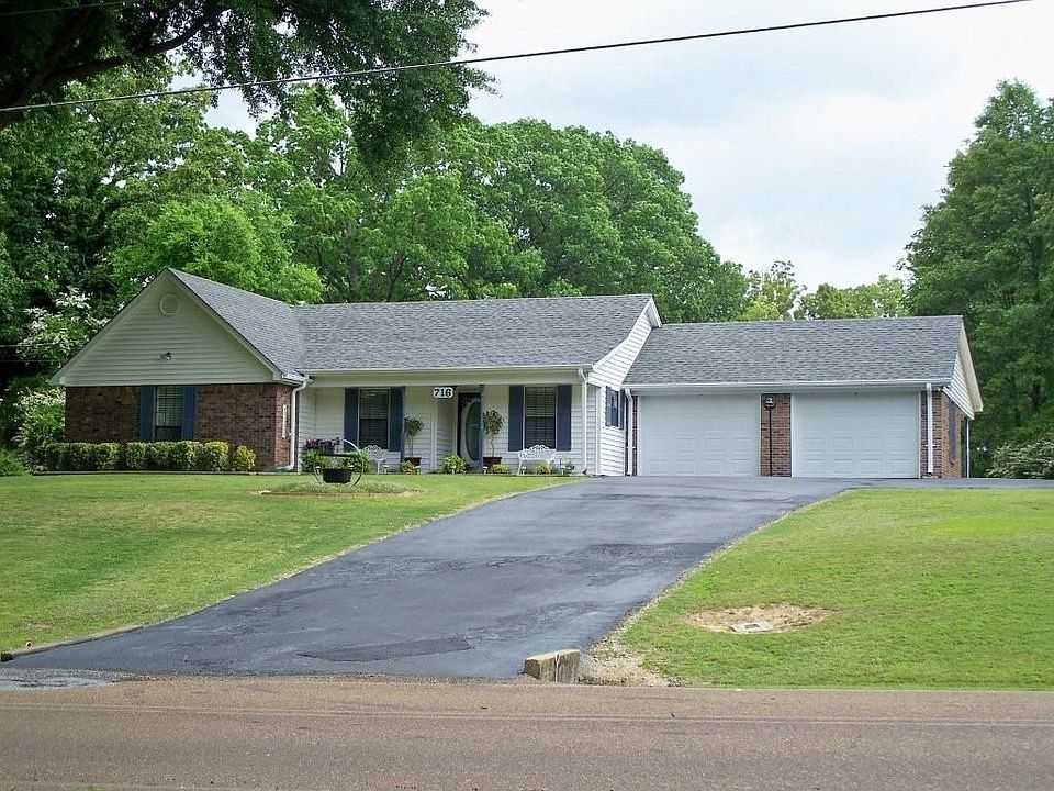 2nd image of 716 Black Hawk Dr