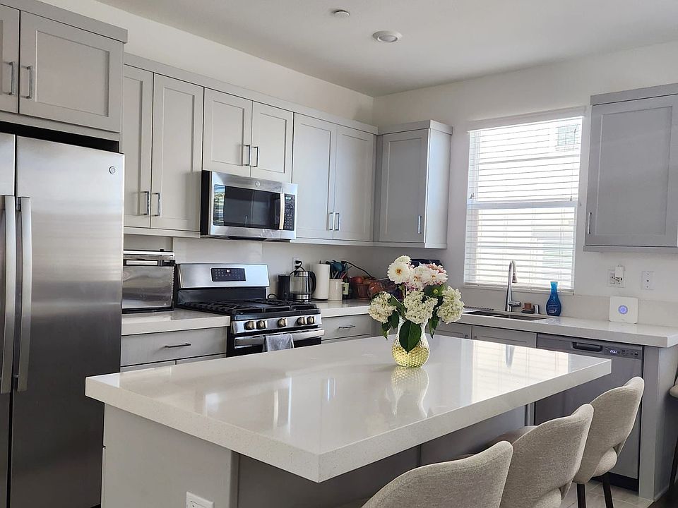 Gorgeous Kitchen with spacious pantry and lots of space with beautiful cabinets