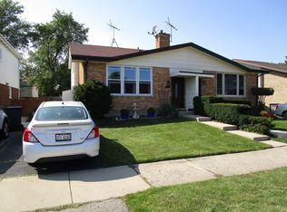 9310 N Parkside Dr, Des Plaines, IL 60016