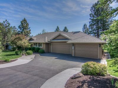 3146 NW Fairway Heights Dr, Bend, OR, 97703
