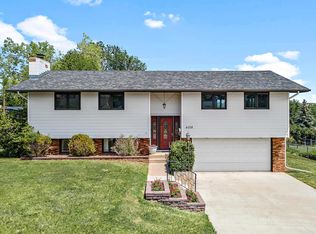 4508 Ridgewood St, Rapid City, SD 57702