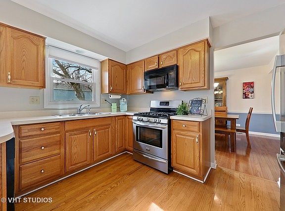 4th image of 322 Eastland Ct