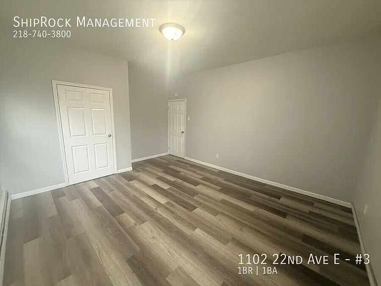 1102 22nd Ave E #3 — Photo 4