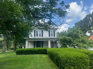 1719 S Maple St, Carthage, MO 64836