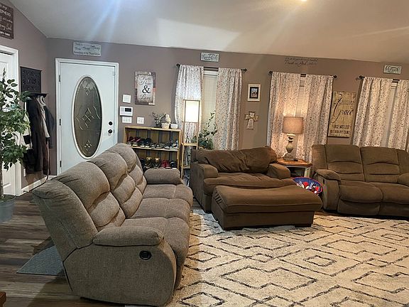 5th image of 2047 Todd Rd