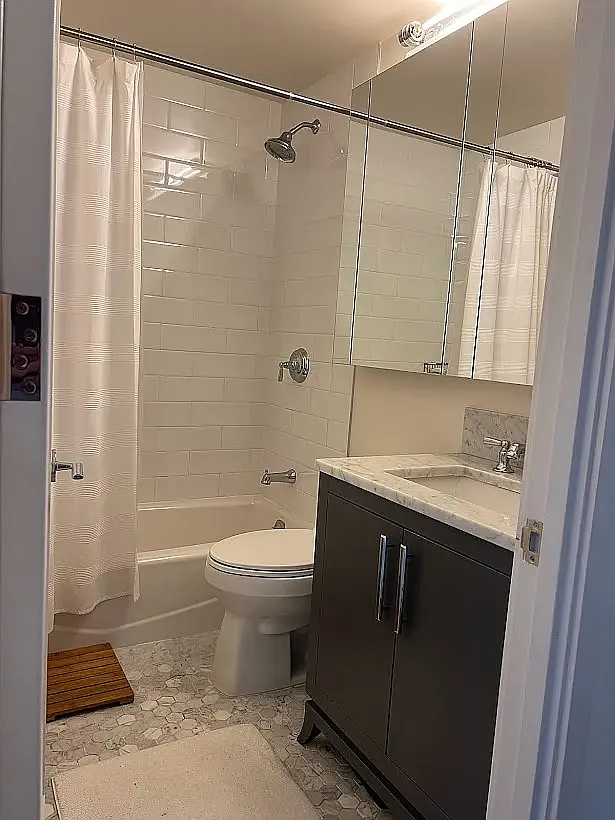 200 East 94th Street — Photo 4
