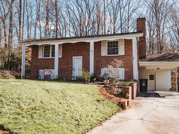 131 Chilton Ct, Danville, VA 24540