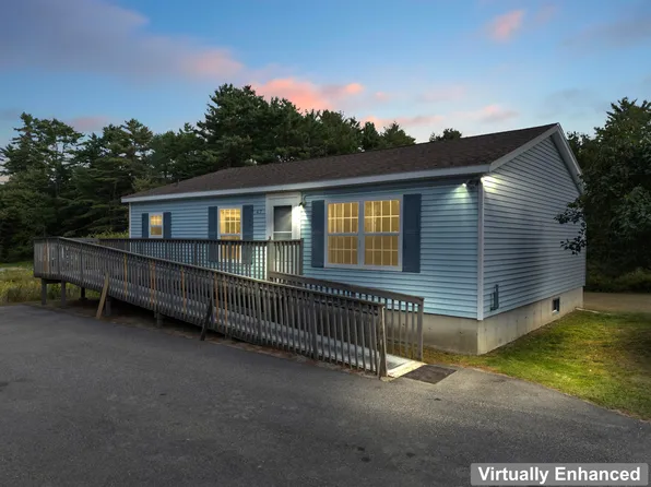 47 Windsor Road, Chelsea, ME 04330