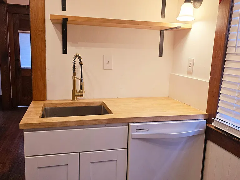 1829 Hertel Ave #1 — Photo 6