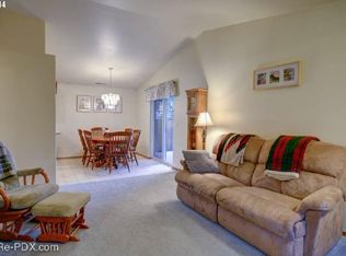 425 Wynooski St, Newberg, OR 97132