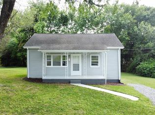 590 Humphrey St, Winston Salem, NC 27127