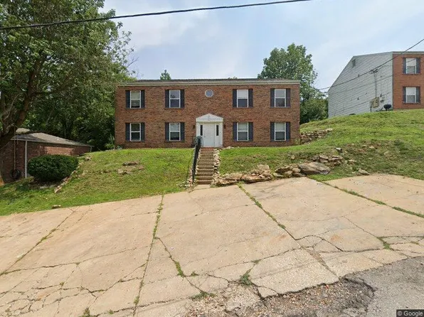 204 Sunset View Dr APT D, Fenton, MO 63026