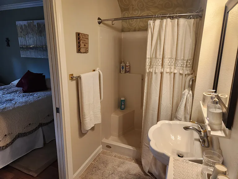 1418 Golden Crest Dr — Photo 20