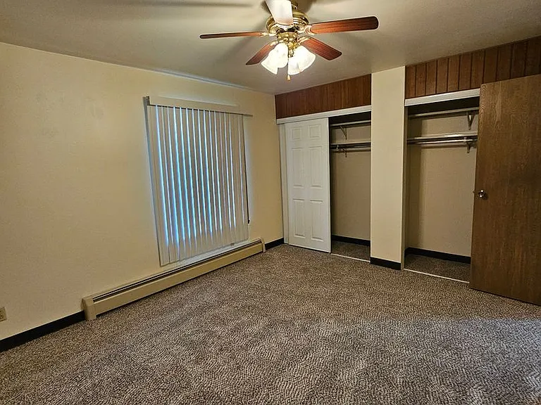 Fox River Bluff — Photo 27