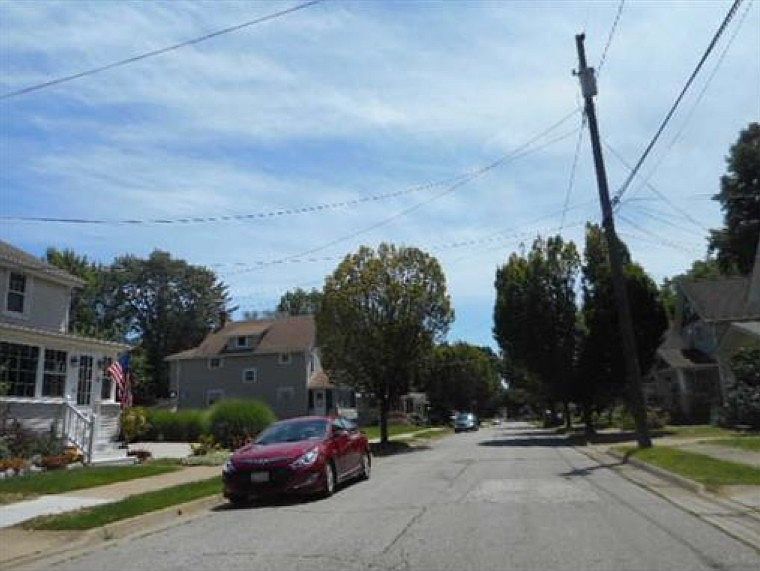2nd image of 2217 SW 24th St