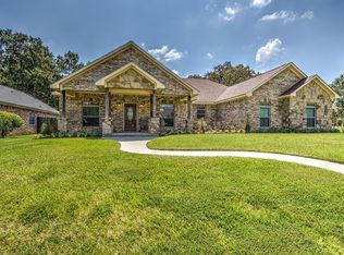 102 Copperwood Loop, Lufkin, TX 75901