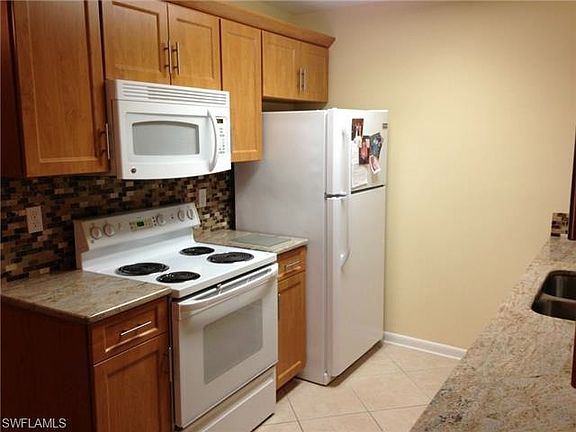 4th image of 7039 Cedarhurst Dr #13B