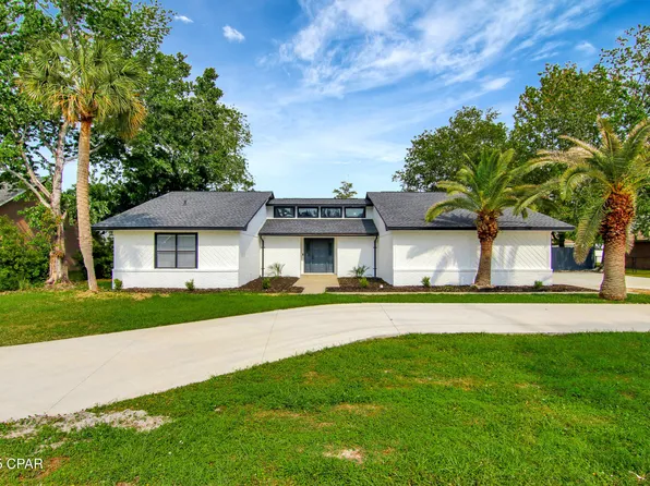 216 Moonlight Bay Dr, Panama City Beach, FL 32407